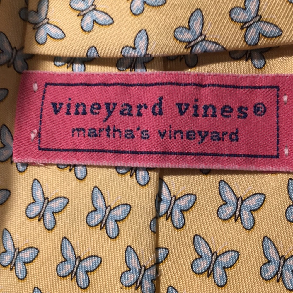 Vineyard Vines silk butterfly tie